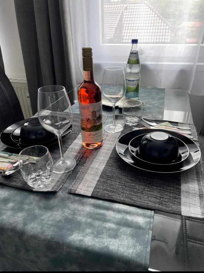 Schoene Ferienwohnung „Zum Glueck Tropical“ 아이제나흐 외부 사진